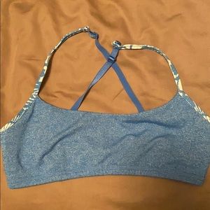 Lululemon sports bra